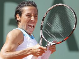Francesca Schiavone se lamenta tras ser derrotada por la estadounidense de origen uzbeko Varvara Lepchenko. AP  /