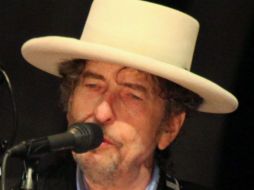 Cuando el grupo californiano surfeaba en las listas de éxitos, Bob Dylan se abría camino en la historia de la cultura pop. ARCHIVO  /