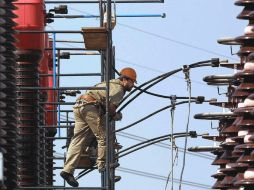 Actualmente, más del 70 % de la producción de energía eléctrica en Nuevo León es con base en combustibles fósiles. ARCHIVO  /