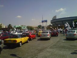 A un mes de las elecciones, la propaganda política ocasionó caos vial en Glorieta La Minerva. ESPECIAL  /