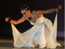 Considerada como la mejor crotalista del mundo, Sonia Amelio sorprendió a los asistentes. NTX  /