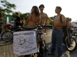 El paseo terminó cerca de las 13:00 horas con la toma de fotografía de todo el contingente en la Glorieta Niños Héroes.  /