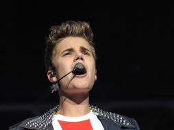 Las ''Beliebers'' toman su tiempo para no perder la oportunidad de estar cerca de su ídolo. AP  /