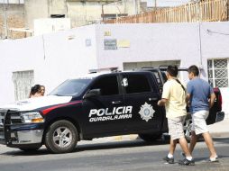 La policía de Guadalajara realizó la detención de los cinco sujetos armados. ARCHIVO  /
