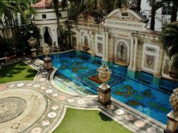 Cuenta con 10 recámaras, 11 baños y vista al océano. AP  /