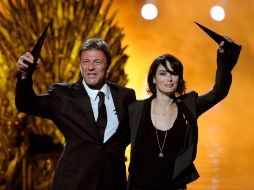 Los actores Sean Bean y Lena Headey, al aceptar los premios ''Scream'' por la serie ''Game of Thrones''. ARCHIVO  /