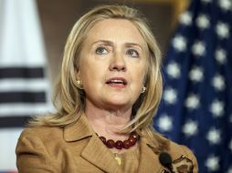 La secretaria de Estado, Hillary Clinton, habla en una conferencia de prensa sobre la transición de poder en Egipto. EFE  /