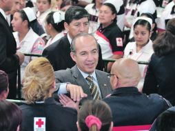 En el Día Internacional del Donador Altruista de Sangre, el Presidente llamó los mexicanos a donar para salvar vidas.  NTX  /