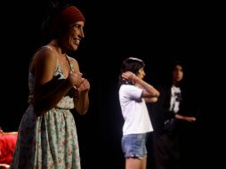 ''Hazme un hijo'' ofrece funciones los sábados, a las 20:30 horas, y los domingos, a las 18:00, hasta el 22 de julio.  /