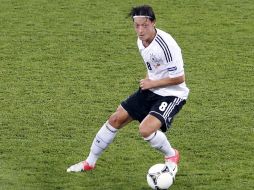 Se sabe que los padres de Özil nacieron en Turquía, pero él es alemán. EFE  /