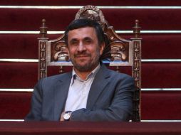 Desde Bolivia, el presidente iraní Mahmud Ahmadinejad criticó a los países colonialistas. AP  /