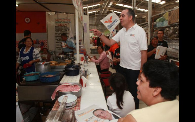 Caro Cabrera mencionó la necesidad de la inversión pública y privada para fortalecer a los mercados tapatíos. ESPECIAL  /