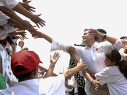 Peña durante un mitin en el estadio Sergio León Chávez de Irapuato, en el estado de Guanajuato, antes de partir a Jalisco.REUTERS  /