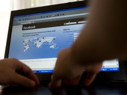 Muchos usuarios se sienten engañados por el gigante de las redes sociales, que tiene más de 900 millones de miembros. AP  /
