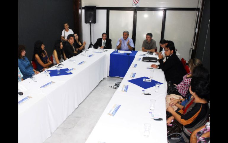 Reunión de Cárdenas con el Consejo para la Transparencia y la Ética Pública, designado por el Ayuntamiento de Guadalajara. ESPECIAL  /