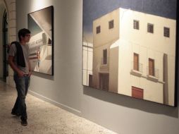 La artista Sara María Terrazas, originaria de Chihuahua, inaugura su muestra de veinte piezas en el Museo de las Artes. ARCHIVO  /