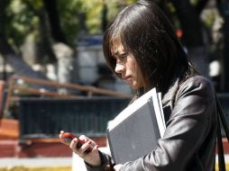 Las acciones de América Móvil cerraron con una leve alza del 0.06 % en la bolsa mexicana, a un precio de 17.21 pesos. ARCHIVO  /