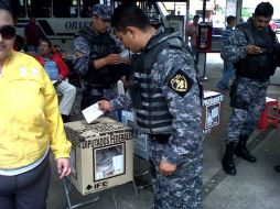 De las 750 boletas a las 14 horas sólo quedaban 200. Hay varias casillas especiales en Guadalajara.  /
