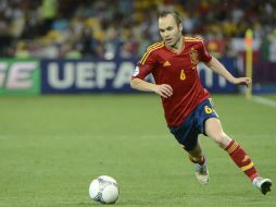 El centrocampista también fue elegido como el mejor del partido de ayer ante Italia. ARCHIVO  /