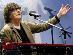 El público coreaba a unísono 'Rezo por vos', uno de sus clásicos.  EFE  /