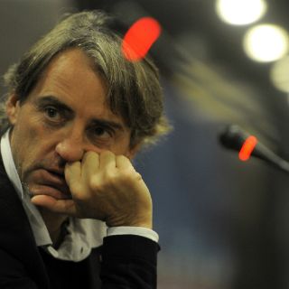 Mancini firma cinco temporadas más con el City