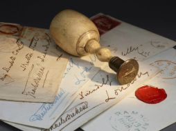 El precio de los manuscritos ascendió a unos cuatro mil euros. ARCHIVO  /