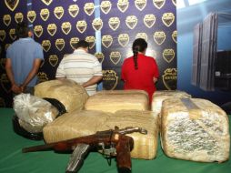 Los detenidos y asegurado fueron puestos a disposición de la Procuraduría General de la República para su investigación.  /