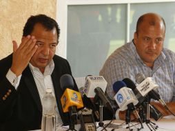 Luis Walton presidente nacional de Movimiento Ciudadano y Enrique Alfaro (der).  /