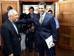 La propuesta se hizo al  a los siete candidatos, encabezados por el presidente Hugo Chávez y el opositor Henrique Capriles. AFP  /