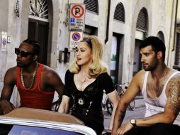 La reina de la música pop grabó su video en las calles europeas de Italia. AP  /