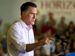 El contraataque de Romney busca alejar la atención de los electores de sus declaraciones de impuestos. AP  /