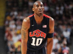 Bryant, que desde tiempo atrás ha manifestado su admiración a Messi, durante el juego de ayer contra Reino Unido. EFE  /