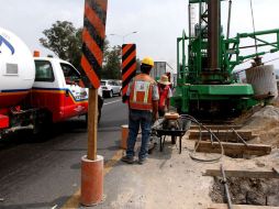 En el caso del tramo cuatro de Periférico es una obra que debió concluir desde el año pasado. ARCHIVO  /
