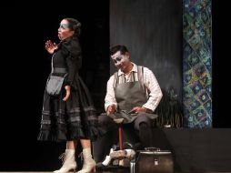 Recrea el cuento clásico de dos hermanos que se pierden en el bosque en busca de comida. ARCHIVO  /