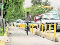 LEJOS DE LA META. Bastarían 400 millones de pesos para construir 380 kilómetros de ciclovías en la Zona Metropolitana.  /
