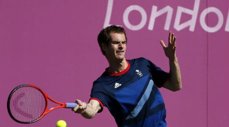 Andy Murray (en imagen), Federer y otras estrellas se hospedarán en las cercanías de All England Club para evitar tráfico. REUTERS  /