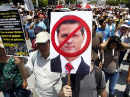 Marcha del pasado 22 de julio, en Guadalajara, en contra de la ''imposición'' de Enrique Peña Nieto, como Presidente de México. EFE  /