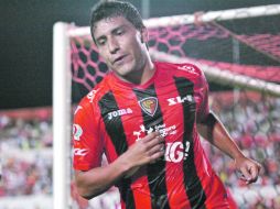 El héroe. Antonio Salazar le dio tres puntos a los de Chiapas. STRAFFON IMAGES  /