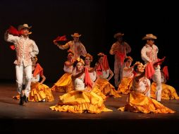 El Ballet Folklórico de México de Amalia Hernández se presentará en el DF como parte de la celebración de su 60 aniversario. NTX  /