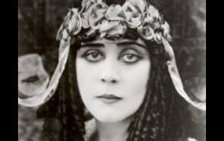 La actriz estadounidense Theda Bara. ESPECIAL  /