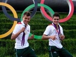 Los atletas jaliscienses obtuvieron plata en la plataforma de los 10 metros. EL UNIVERSAL  /