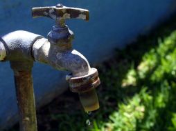 El SIAPA pone a disposición los teléfonos de la dependencia las 24 horas del día para solicitar pipas. ARCHIVO  /