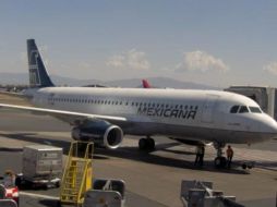 La titular de la Secretaría del Trabajo y Previsión Social dijo que la prioridad es conservar los trabajos en la línea aérea. ARCHIVO  /