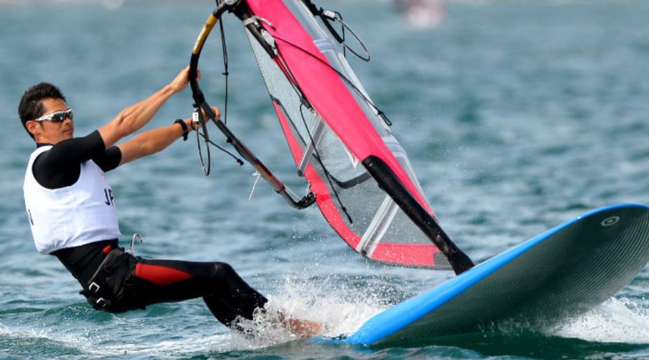 La categoría RS-X, en la que participa el mexicano, entregará medallas el martes. En imagen, el japonés Makoto Tomizawa. AFP  /