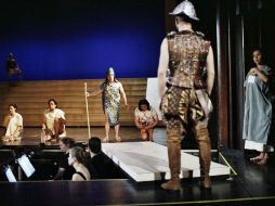 Muchos cuentacuentos necesitan invertir una cantidad elevada de dinero para alquilar los recintos en los que actuarán. ESPECIAL  /