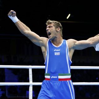 Usyk y Russo pelearán en la final de peso completo