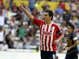 John Van't Schip tendrá que cambiar el estilo de juego debido a la baja de 'Lucho' Pérez. ARCHIVO  /