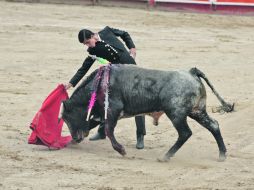 La figura. Diego Sánchez fue el triunfador al cortar dos orejas en el festival celebrado ayer.  /