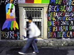 Grafitty en Moscú, apoyando la libertad de las integrantes de Pussy Riot. AFP  /