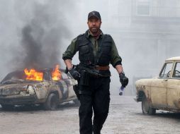 Chuck Norris es parte de la segunda película de ''Los Indestructibles''. AP  /